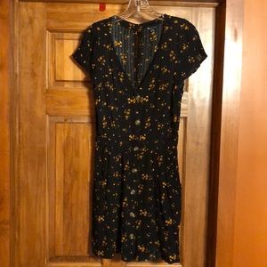 American Eagle summer casual dress